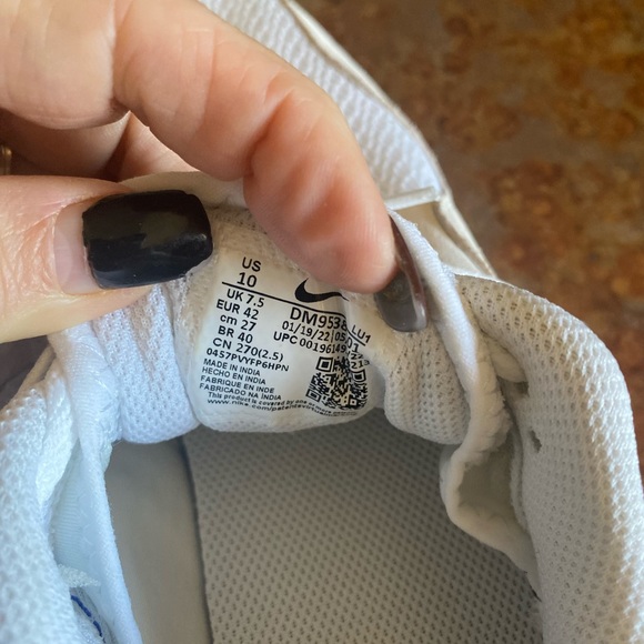 New Nike Air white purple shoe - Picture 5 of 10